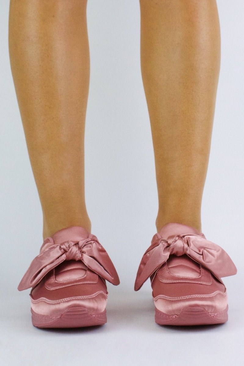 Aria Pink Bow Trainer