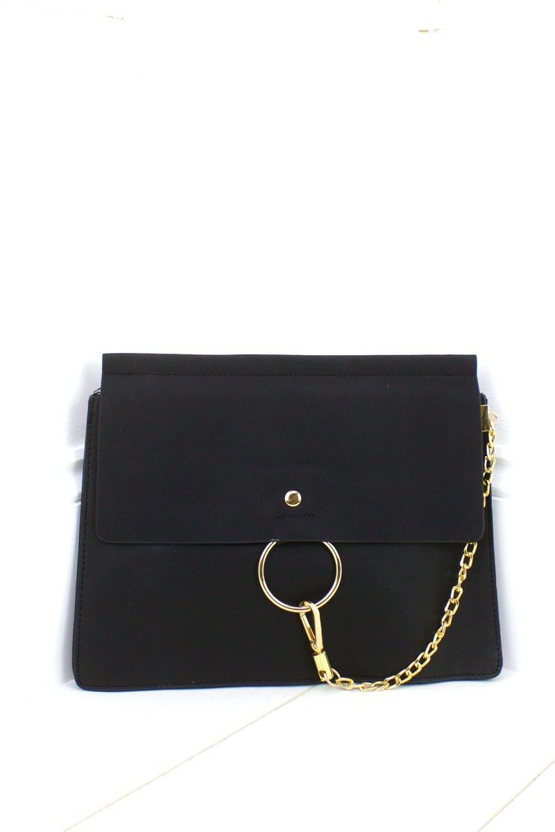 Kia Black Chain Bag