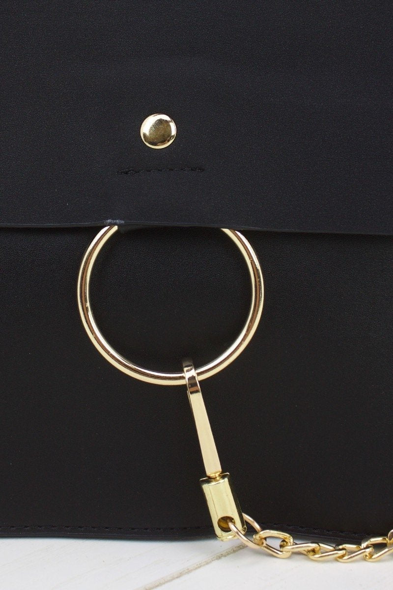 Kia Black Chain Bag