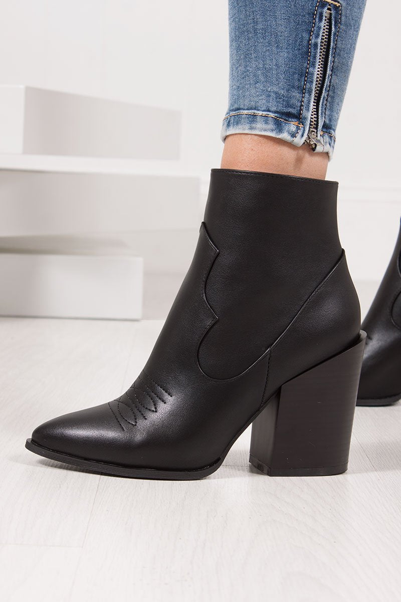 Arabella Black Pointed Toe Block Heel Western Boots