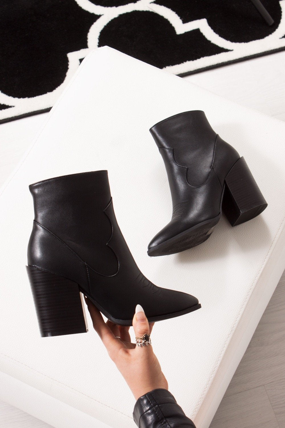 Arabella Black Pointed Toe Block Heel Western Boots