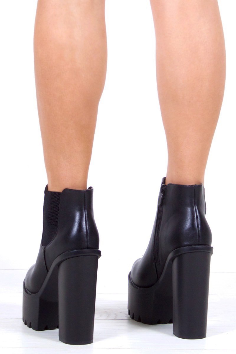 Demi Black Chunky Chelsea Boots With Elastic Detail