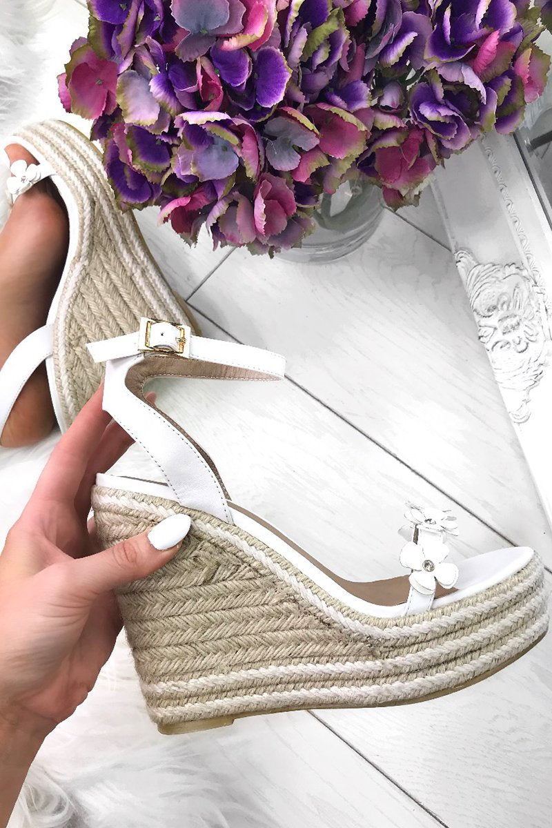 Farrah White Daisy Espadrille Wedges