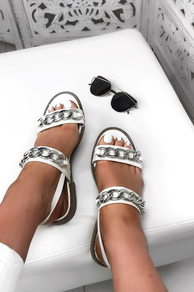 India White Chain Sandals With Silver Detail