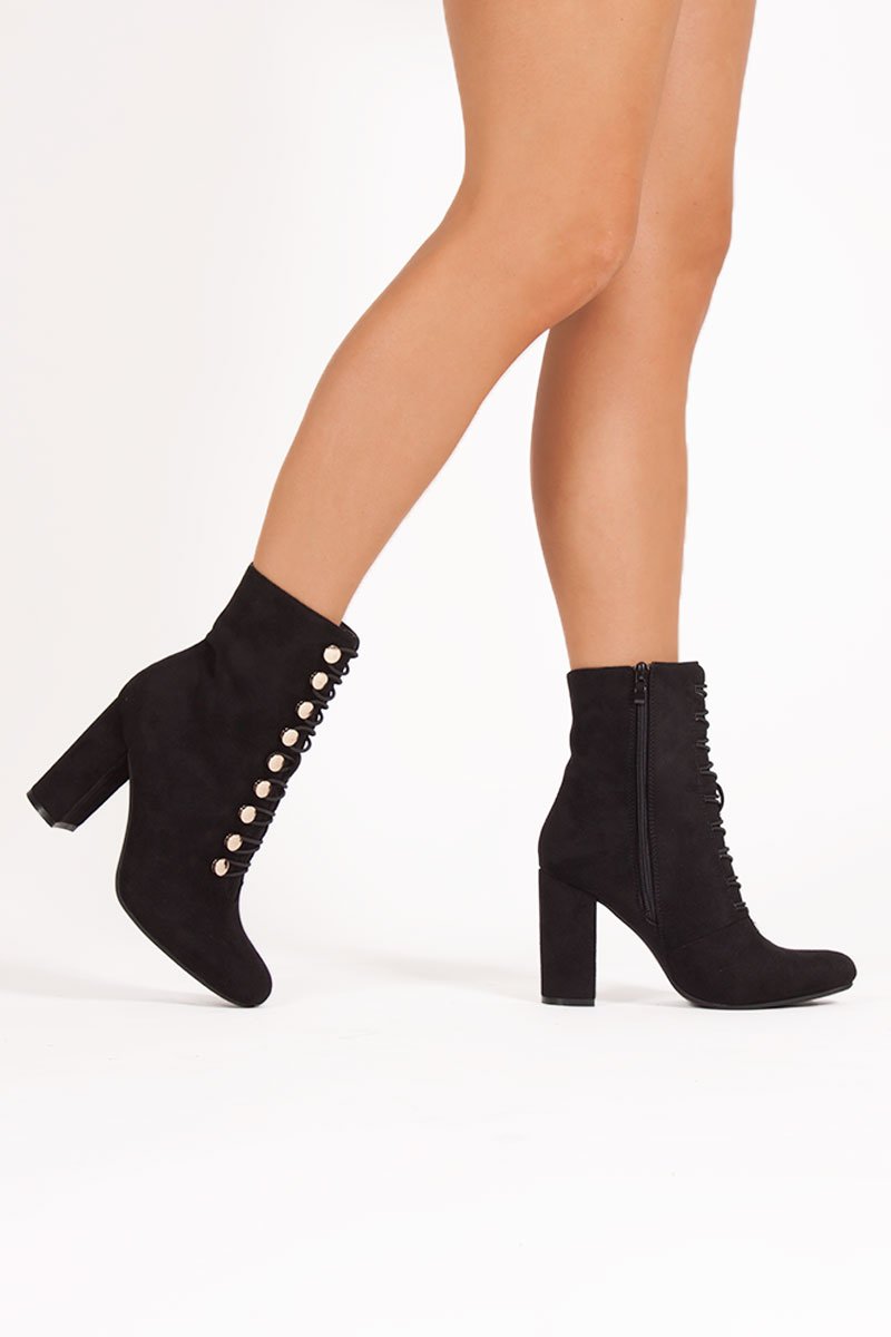 Zara Black Button Detailed Heeled Boots