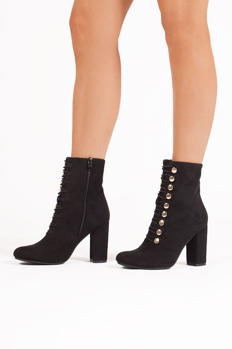 Zara Black Button Detailed Heeled Boots