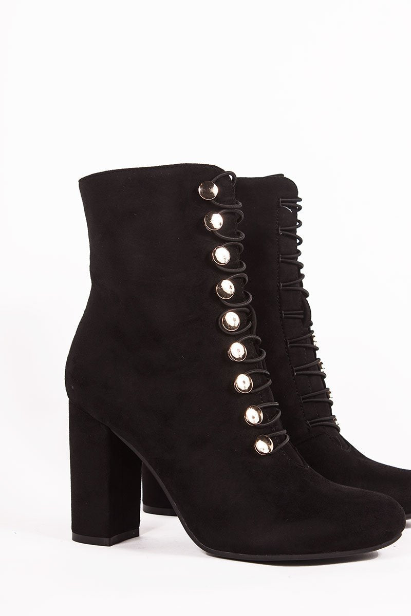 Zara Black Button Detailed Heeled Boots